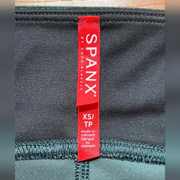 SPANX Emerald Green Velour Holiday Vibes Leggings  XS - Picture 4 of 4